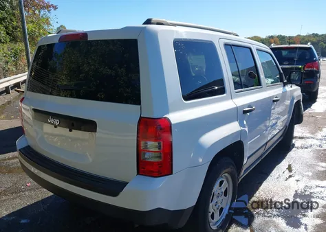 2013 Jeep Patriot Sport из США, поврежденный, VIN 1C4NJPBBXDD213689